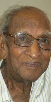 Satish Chandra, Indian historian., dies at age 95