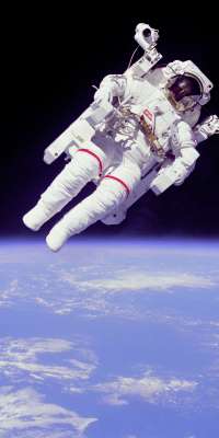 Bruce McCandless II, American astronaut., dies at age 80
