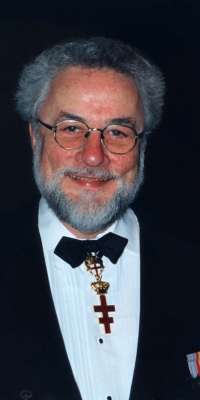 Adrian Cronauer, American disc jockey, dies at age 79