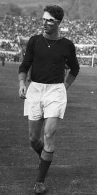 Amos Cardarelli, Italian footballer., dies at age 86