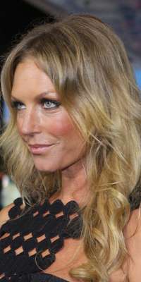 Annalise Braakensiek, Australian model and actor., dies at age 46