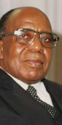 Antoine Gizenga, Congolese politician, dies at age 93