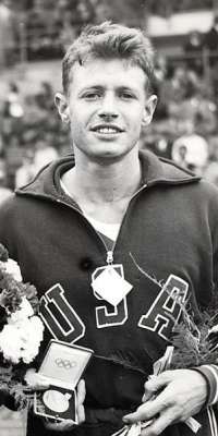 Arthur Barnard, American sprinter., dies at age 89