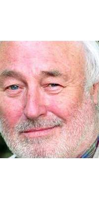 Bill Maynard, English actor (Heartbeat), dies at age 89