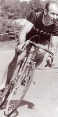 Dieter Kemper, German professional cyclist., dies at age 81
