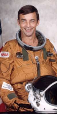 Donald H. Peterson, American astronaut STS-6., dies at age 84