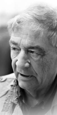 Eduard Uspensky, Russian author., dies at age 80
