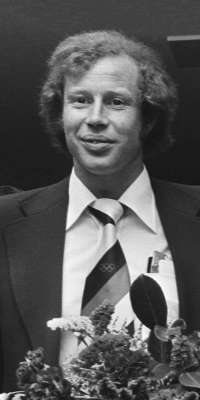 Evert Kroon, Dutch water polo player, dies at age 71