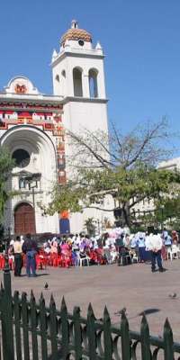 Fernando Llort, Salvadoran artist., dies at age 69