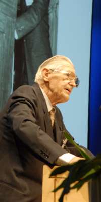 Franz Pacher, Austrian engineer., dies at age 98