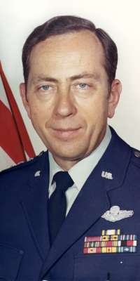 George J. Eade, American Air Force general., dies at age 96