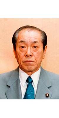 Hiromu Nonaka, Japanese politician, dies at age 92