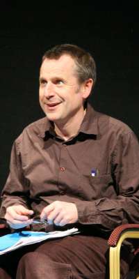 Jeremy Hardy, English comedian, dies at age 57