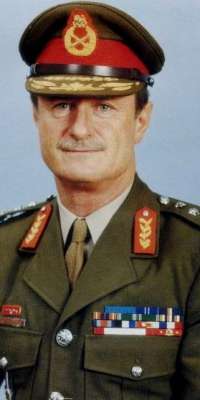 Johannes Geldenhuys, South African military commander who served as Chief of the South African Defence Force between 1985 and 1990, dies at age 83