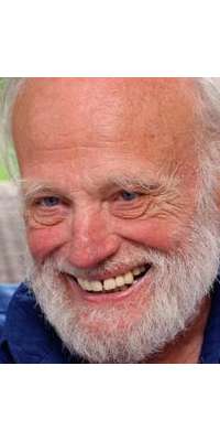 John Ehle, American writer., dies at age 92