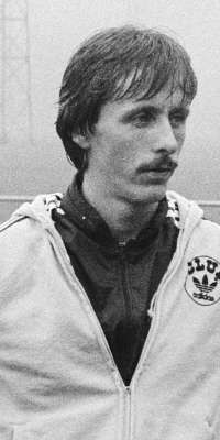 Jurrie Koolhof, Dutch footballer (PSV, dies at age 59