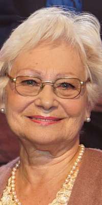 Kazimiera Utrata, Polish actress., dies at age 86