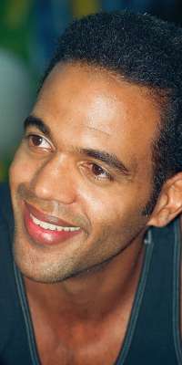 Kristoff St. John, American actor (Roots: The Next Generations, dies at age 52