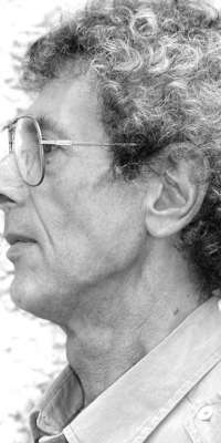 Leone Frollo, Italian comic book artist (Biancaneve)., dies at age 87