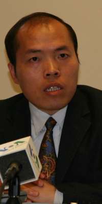 Li Boguang, Chinese legal scholar and human rights activist. , dies at age 49