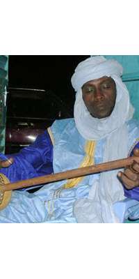 Mamane Barka, Nigerien musician., dies at age 59