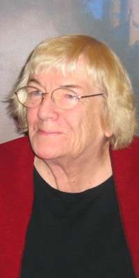 Margit Sandemo, Norwegian-Swedish author, dies at age 94