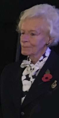 Mary Ellis, British aviator., dies at age 101
