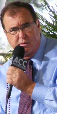 Mike Hogewood, American sportscaster (Raycom Sports, dies at age 65