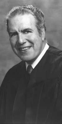 Milton Shadur, American federal judge., dies at age 93