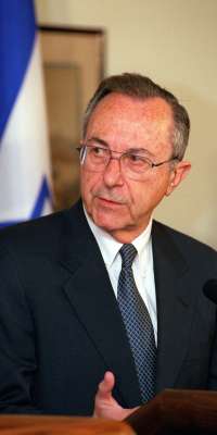 Moshe Arens, Israeli aeronautical engineer and politician, dies at age 93