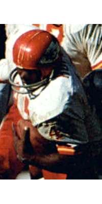 Robert Holmes, American football player (Kansas City Chiefs)., dies at age 72