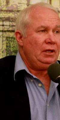 Roy Bennett, Zimbabwean politician, dies at age 60