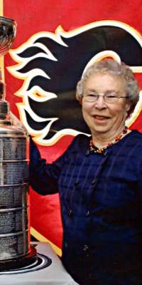 Sonia Scurfield, Canadian businesswoman and sports team owner (Calgary Flames), dies at age 89