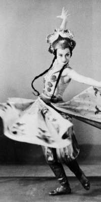 Sono Osato, American dancer and actress., dies at age 99