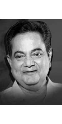 Vijay Chavan, Indian actor (Mumbaicha Dabewala)., dies at age 63