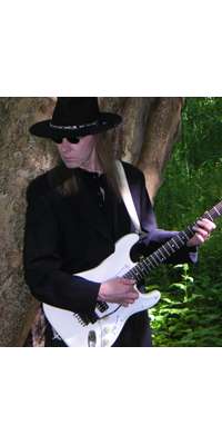 Zeno Roth, German guitarist and songwriter (Uli Jon Roth)., dies at age 61