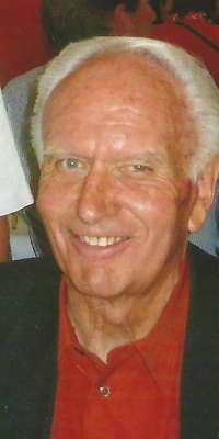 Kurt Armbruster, Swiss footballer (Lausanne, dies at age 84