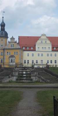 Duchess Woizlawa Feodora of Mecklenburg, German royal., dies at age 100