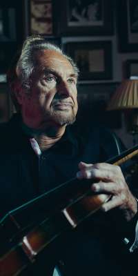 Aaron Rosand, American violinist., dies at age 92