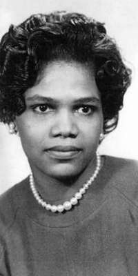 Edith Irby Jones, American physician., dies at age 91