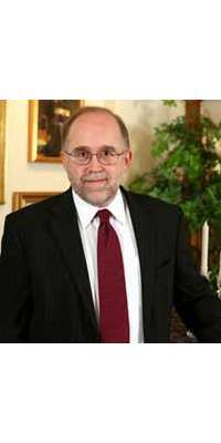 Ronald L. Schlicher, American diplomat, dies at age 63