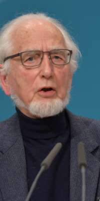 Erhard Eppler, German politician., dies at age 92