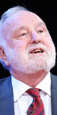 Frank Dobson, British politician, dies at age 79