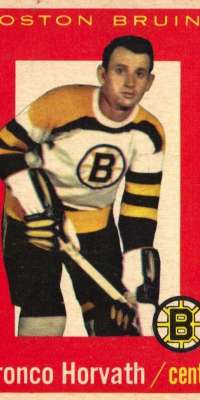 Bronco Horvath, Canadian ice hockey player (Boston Bruins, dies at age 89