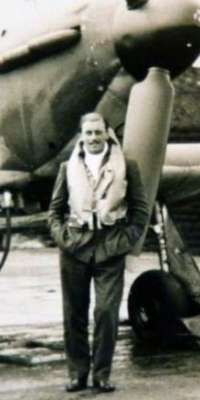 Maurice Mounsdon, British WWII RAF pilot., dies at age 101