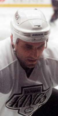 Vladimir Tsyplakov, Belarusian ice hockey player., dies at age 50