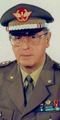 Domenico Corcione, Italian military officer, dies at age 90