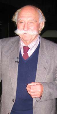 Janez Stanovnik, Slovene economist and politician, dies at age 97
