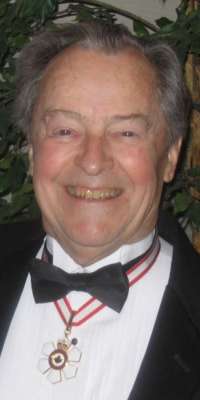 John R. Cunningham, Canadian medical physicist., dies at age 92