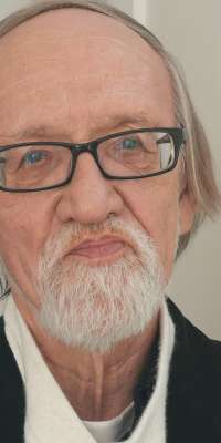 Leons Briedis, Latvian poet and author., dies at age 70